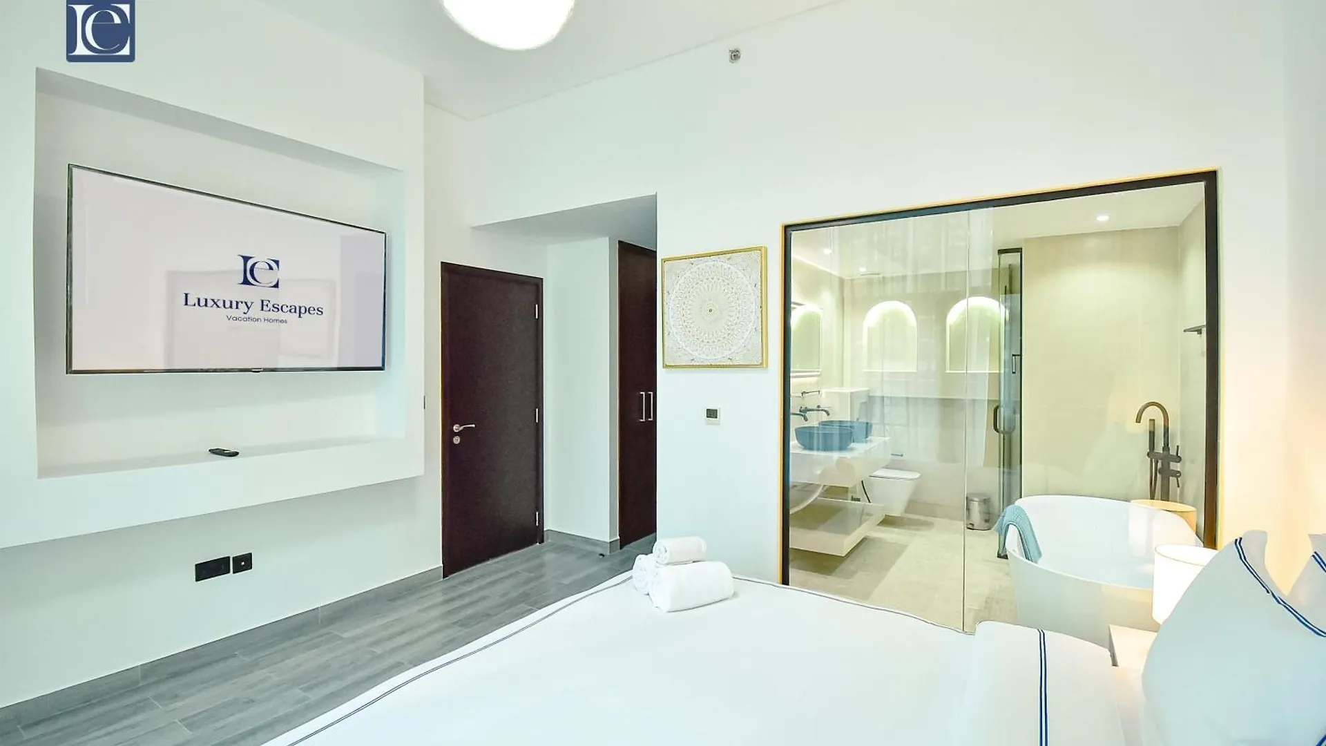 Luxury Escapes - Elegant 3Br Apt With 4 Balconies In 29 Blvd Dubai Apartment